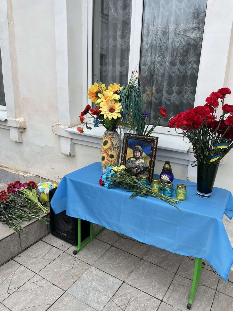 Відкриття меморіальної дошки Василю Печеніну