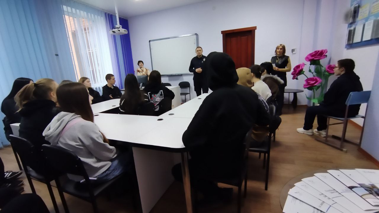 Інформаційна зустріч з учнями КЗО «Криворізький центр підготовки та перепідготовки робітничих кадрів будівельної галузі»