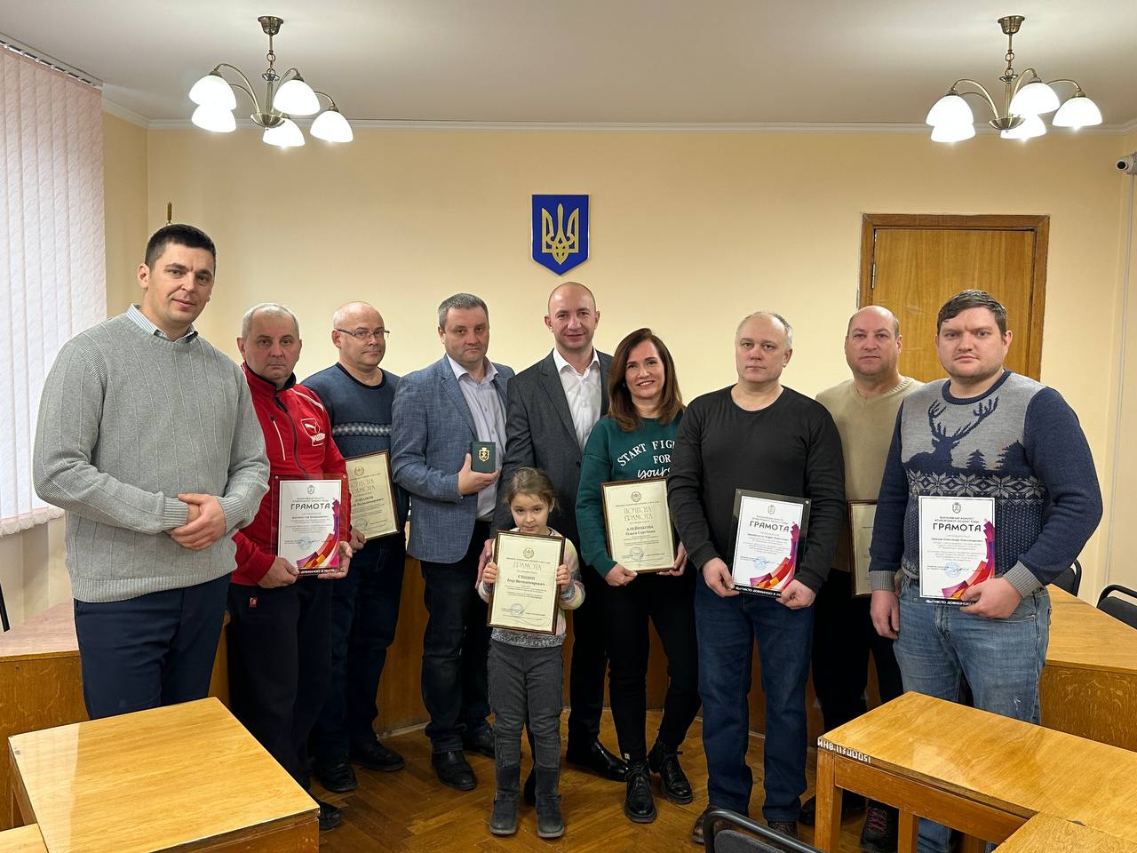 Привітання кращих енергетиків району з  професійним святом – Днем енергетика